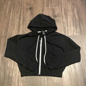 Forever 21 zip up cropped hoodie